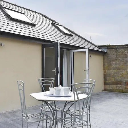 بيت للعطل The At Stainsacre Hall